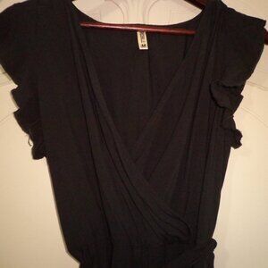 NEW GRECERELLE Maxi Wrap Dress M Black Waist Ties Ruffled Cap Sleeves V-Neck